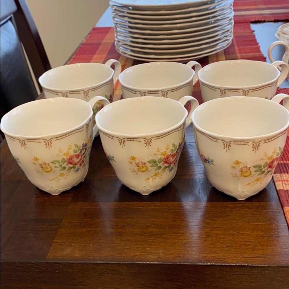Sold! Nikko- 71 pieces! perfect vintage China set - Picture 2 of 9